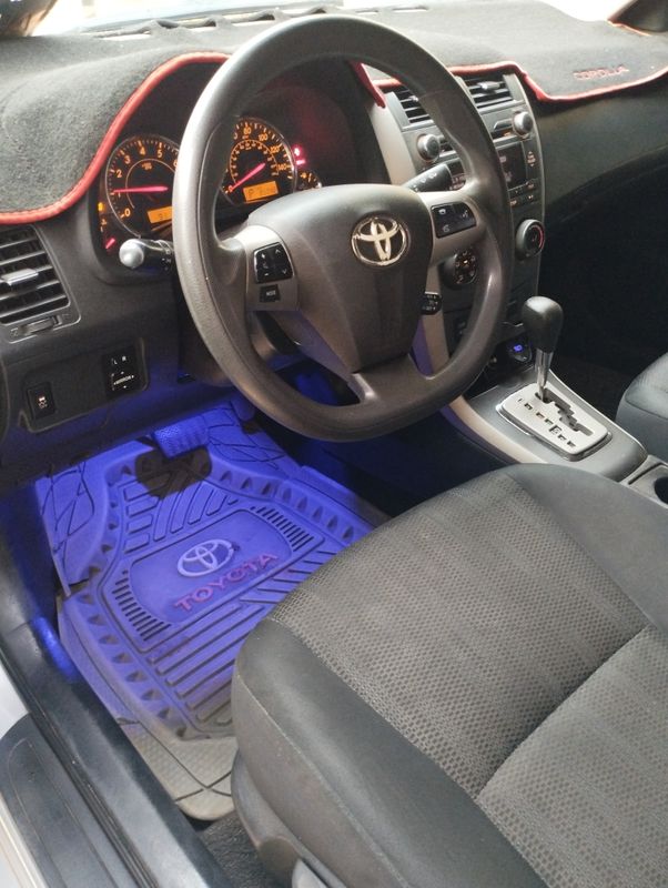 Thumbnail 5 of 2012 Toyota Corolla SE